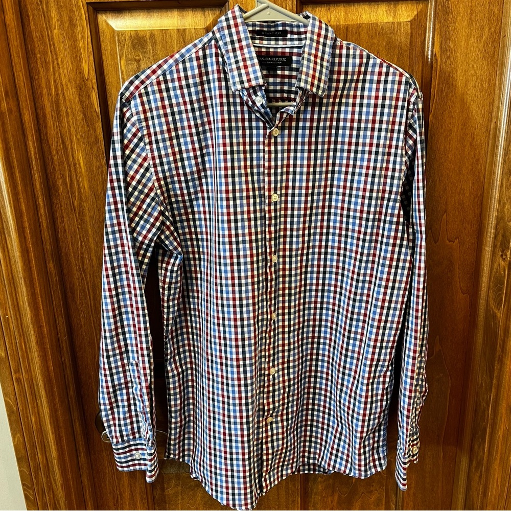 Men’s Banana Republic Grant Fit Checkered Button Down Medium
